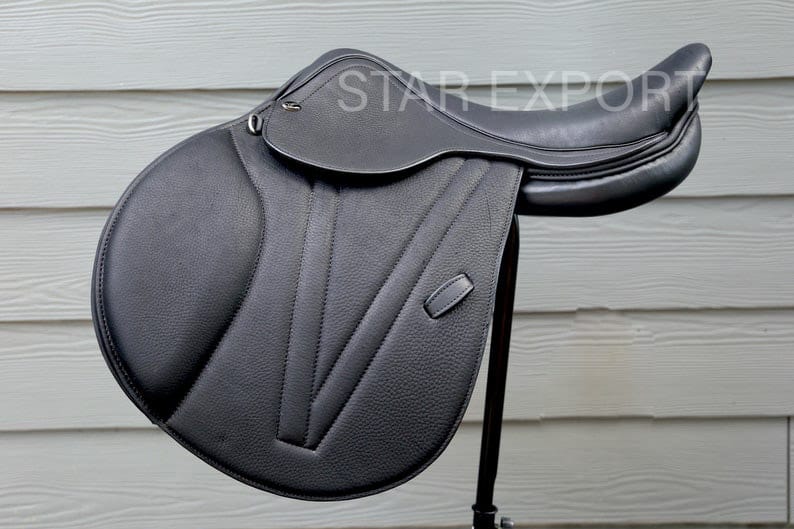 ENGLISH HORSE SADDLE